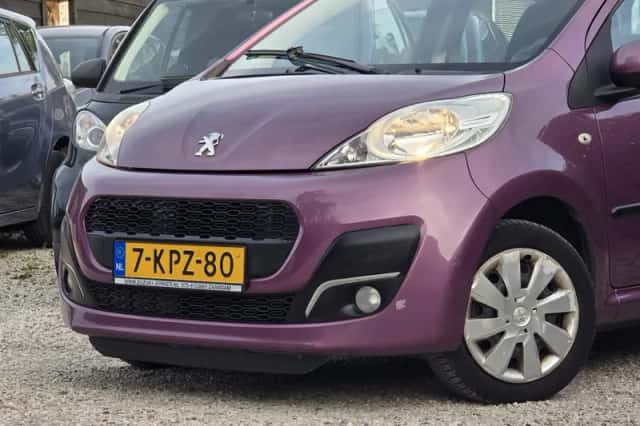 Peugeot 107 (2013) thumbnail 2