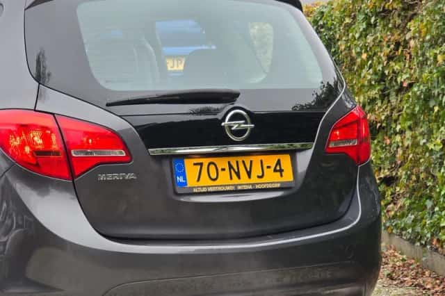 Opel Meriva (2010) thumbnail 5