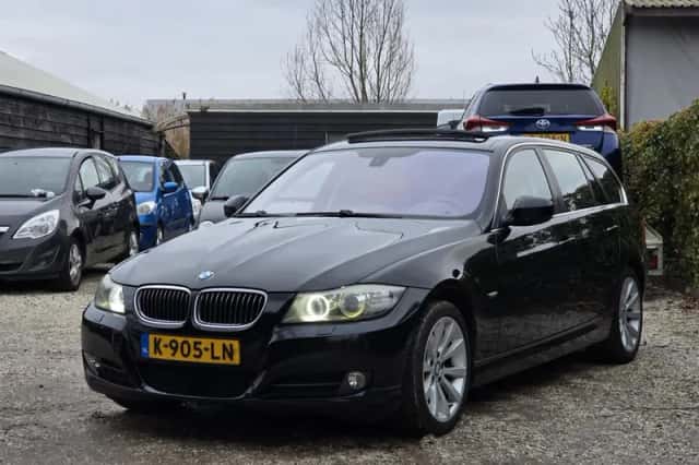 BMW 3-Serie (2008) thumbnail 1