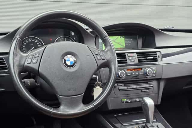 BMW 3-Serie (2008) thumbnail 6