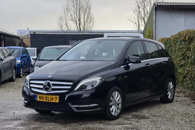 Mercedes-Benz B-Klasse (2012) thumbnail 1