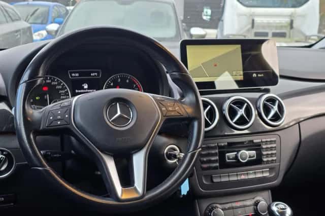 Mercedes-Benz B-Klasse (2012) thumbnail 6
