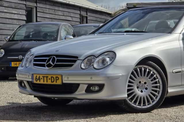 Mercedes-Benz CLK-Klasse (2006) thumbnail 2