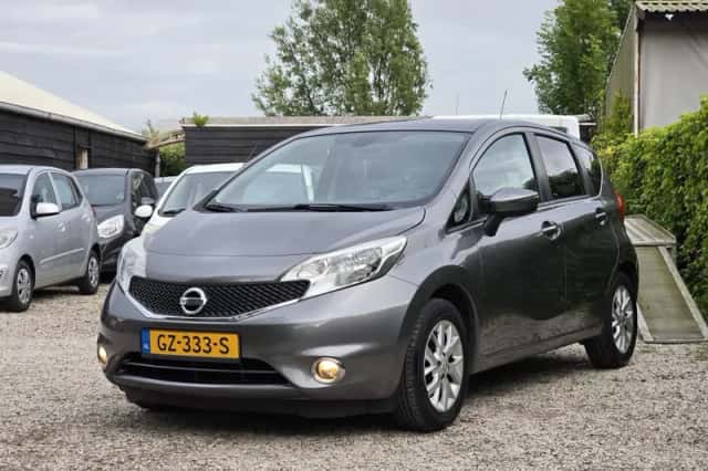Nissan Note (2015) thumbnail 1