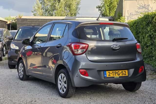 Hyundai i10 (2014) thumbnail 4