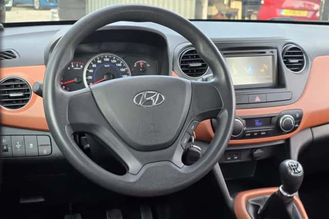 Hyundai i10 (2014) thumbnail 6