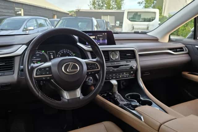 Lexus RX (2018) thumbnail 6