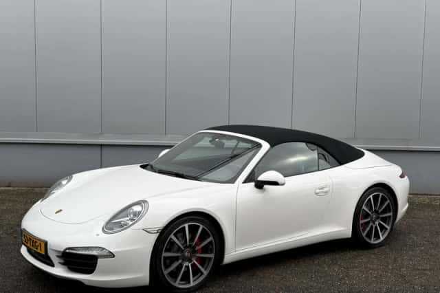 Porsche 911 (2012) thumbnail 1