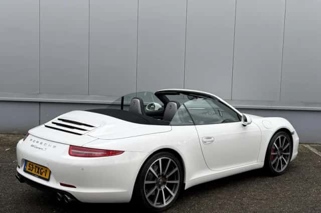 Porsche 911 (2012) thumbnail 4