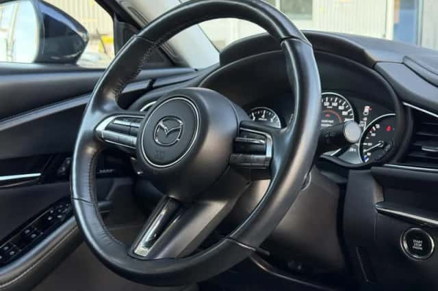Mazda CX-30 (2021) thumbnail 3