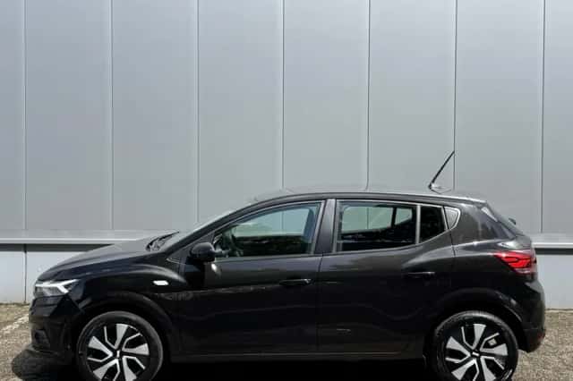 Dacia Sandero (2025) thumbnail 3