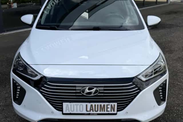 Hyundai Ioniq (2016) thumbnail 5