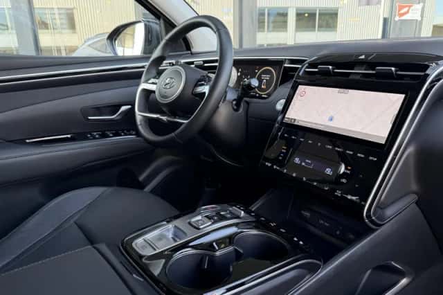 Hyundai Tucson (2021) thumbnail 2