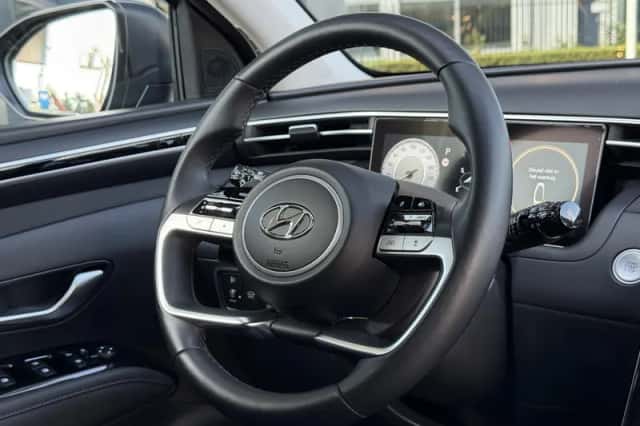 Hyundai Tucson (2021) thumbnail 3