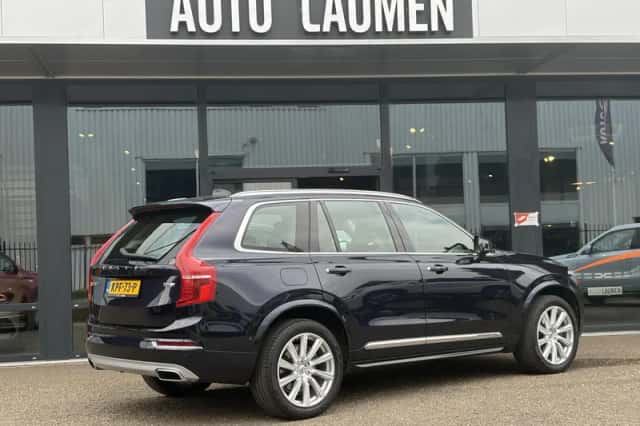 Volvo XC90 (2016) thumbnail 6