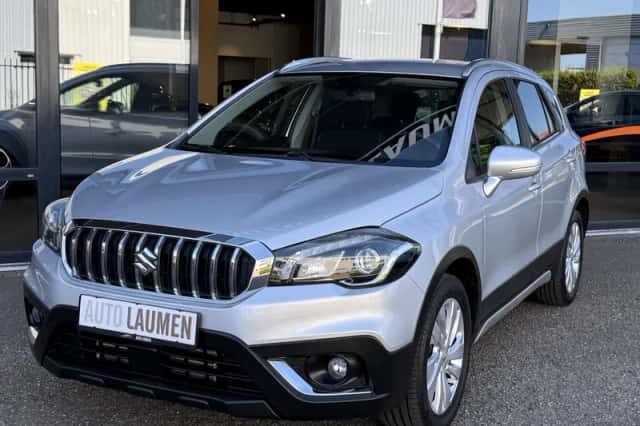 Suzuki S-Cross (2020) thumbnail 5