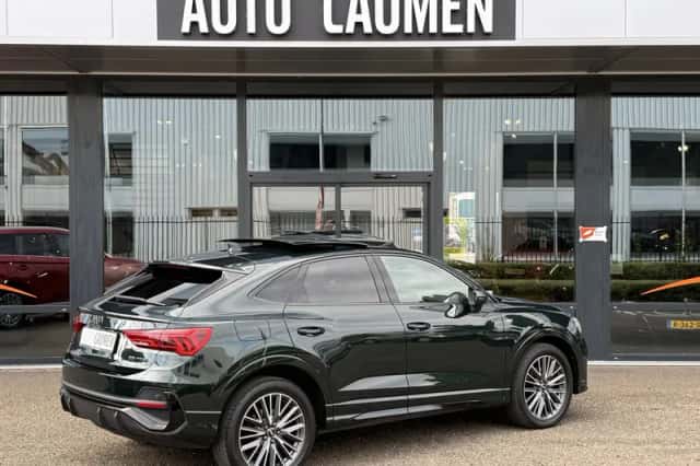 Audi Q3 (2022) thumbnail 3
