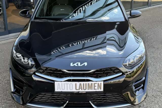 Kia Proceed (2023) thumbnail 5