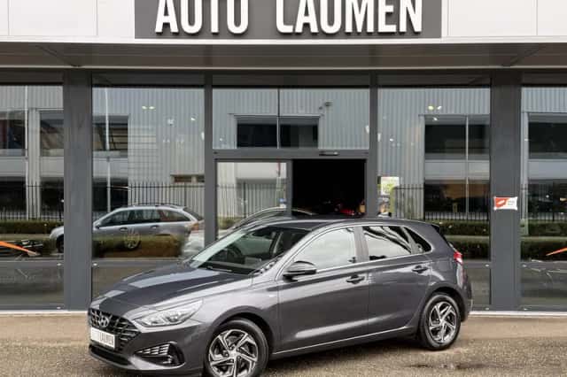 Hyundai i30 (2021) thumbnail 1