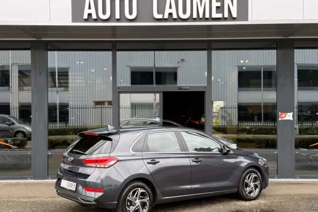 Hyundai i30 (2021) thumbnail 3