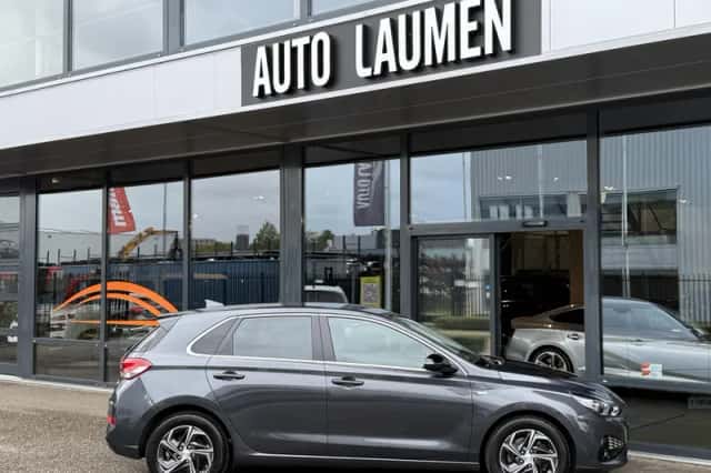 Hyundai i30 (2021) thumbnail 4