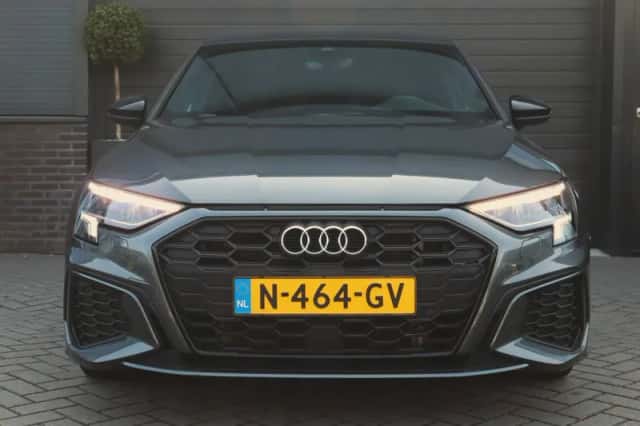 Audi A3 (2021) thumbnail 3