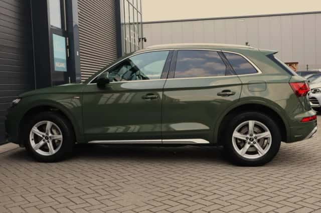 Audi Q5 (2024) thumbnail 4