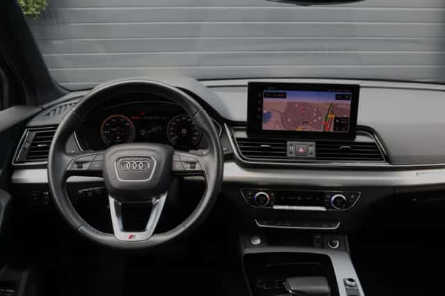 Audi Q5 (2024) thumbnail 5