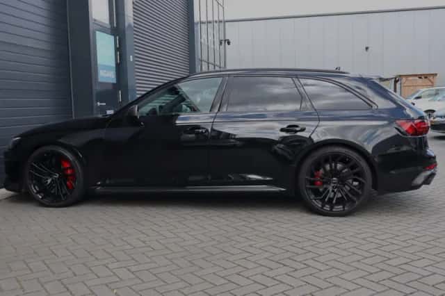 Audi RS4 (2020) thumbnail 5