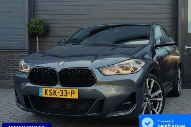 BMW X2 (2021) thumbnail 1
