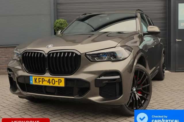 BMW X5 (2022) thumbnail 1
