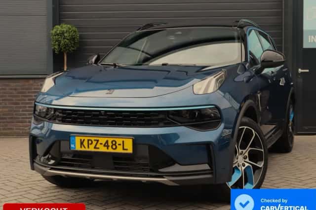 Lynk & Co 01 (2023) thumbnail 1