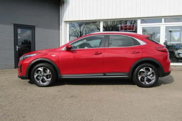 Kia XCeed (2022) thumbnail 2