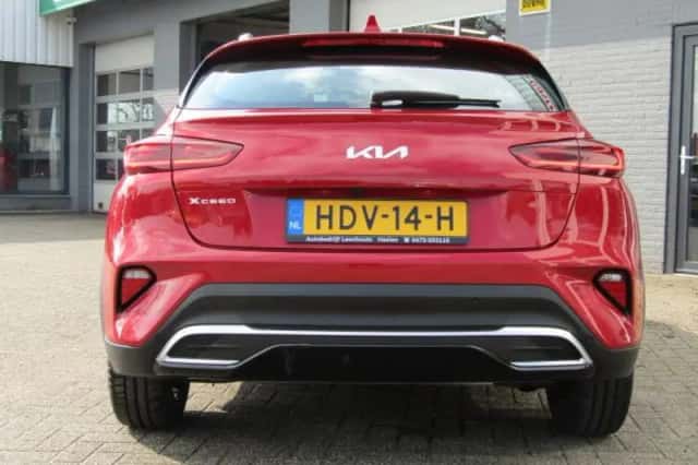 Kia XCeed (2022) thumbnail 3