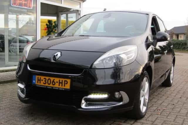 Renault Scénic (2013) thumbnail 1