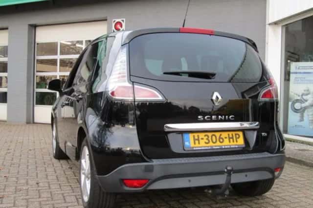 Renault Scénic (2013) thumbnail 3
