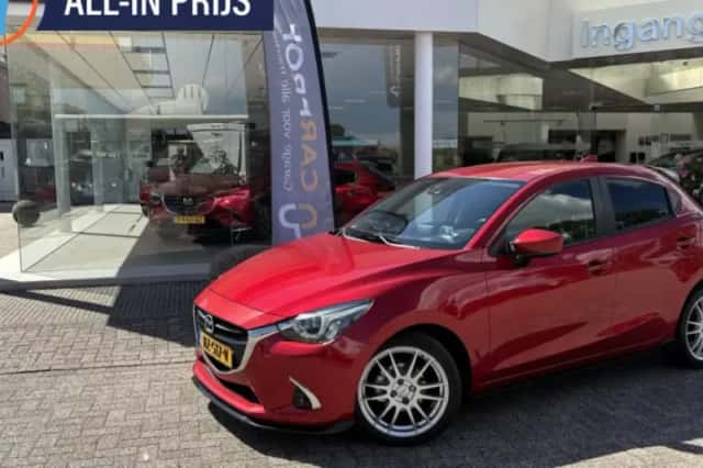 Mazda 2 (2018) thumbnail 1