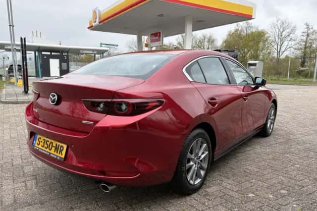 Mazda 3 (2023) thumbnail 3