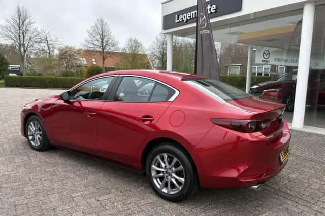 Mazda 3 (2023) thumbnail 6
