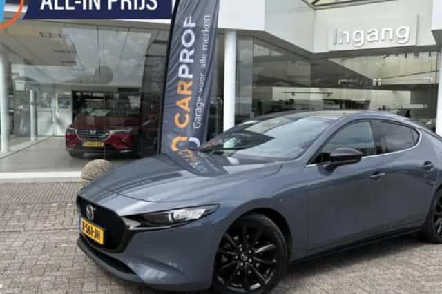 Mazda 3 (2023) thumbnail 1