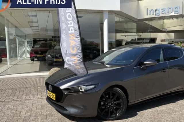 Mazda 3 (2023) thumbnail 1