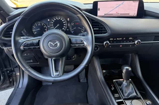 Mazda 3 (2023) thumbnail 4