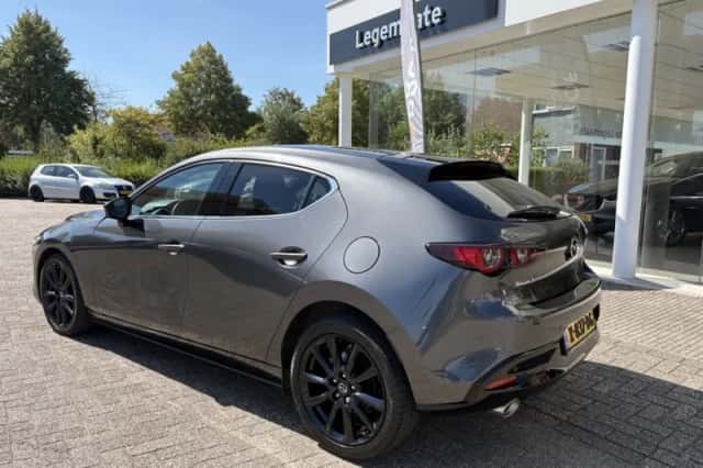 Mazda 3 (2023) thumbnail 6