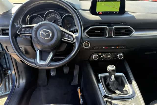 Mazda CX-5 (2017) thumbnail 4