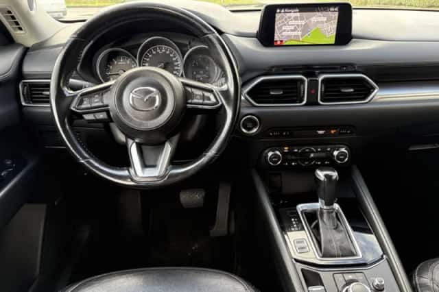Mazda CX-5 (2018) thumbnail 3