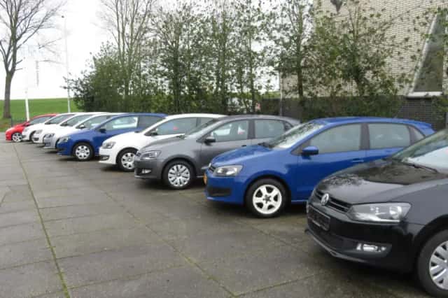 Volkswagen Polo (2011) thumbnail 3