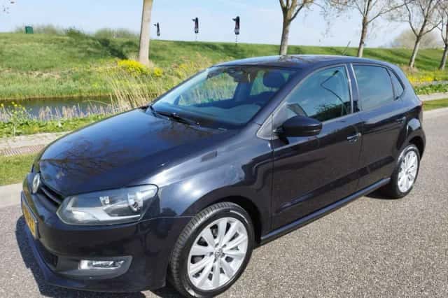 Volkswagen Polo (2011) thumbnail 4