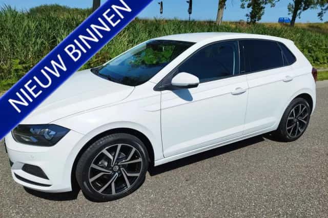 Volkswagen Polo (2019) thumbnail 1