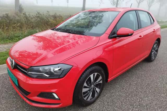 Volkswagen Polo (2018) thumbnail 2