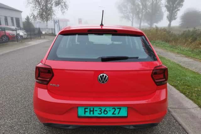 Volkswagen Polo (2018) thumbnail 6
